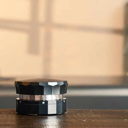 NYTE Gravity Distributor