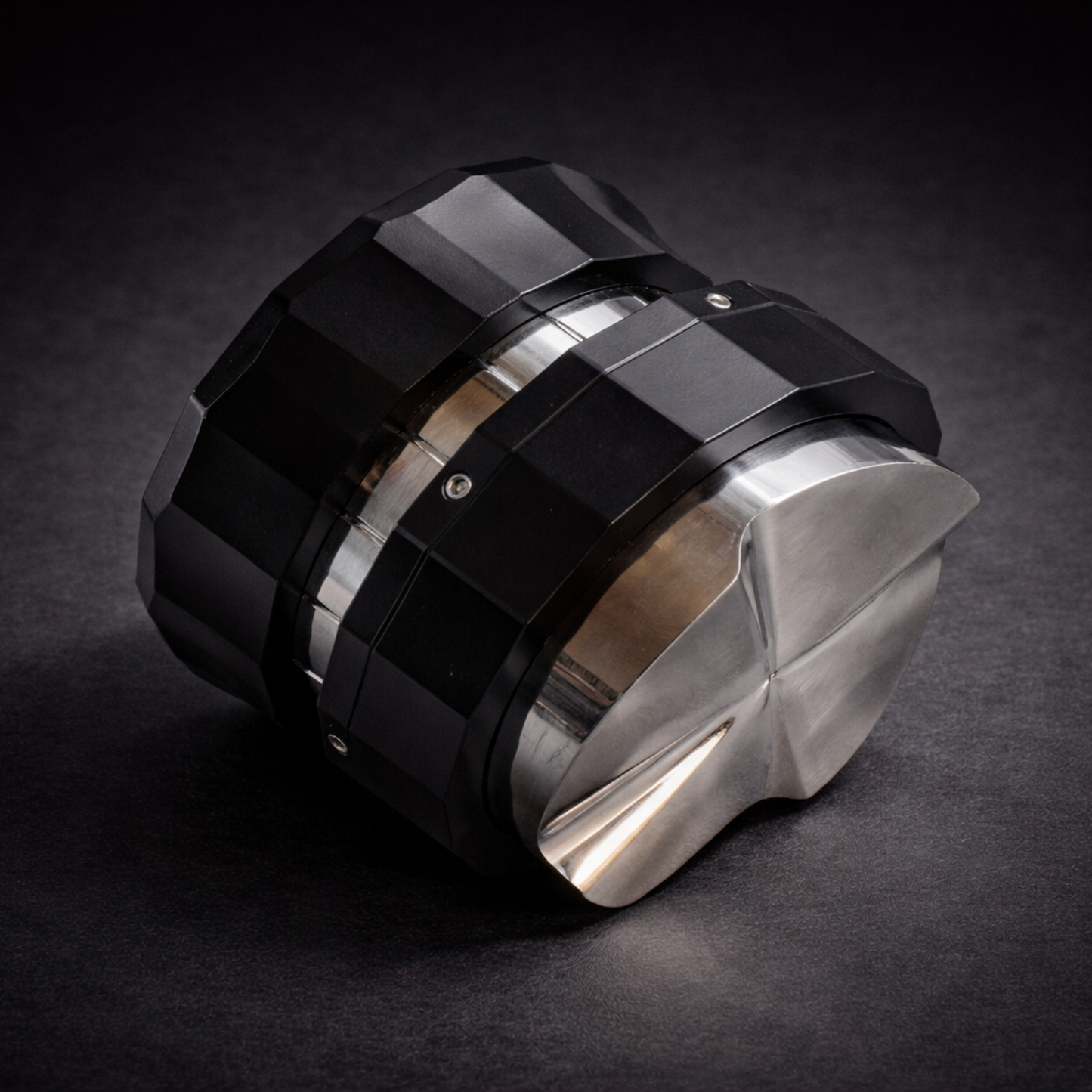 NYTE Gravity Distributor