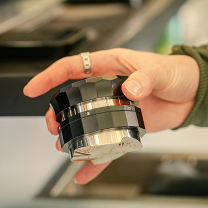 NYTE Gravity Distributor